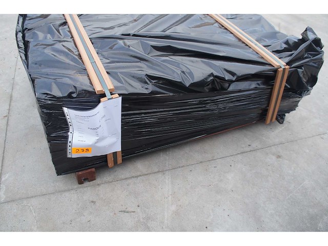 25,11 m² padouk gevelbekleding - afbeelding 3 van  5