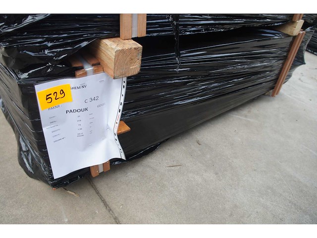 25,11 m² padouk gevelbekleding - afbeelding 5 van  6