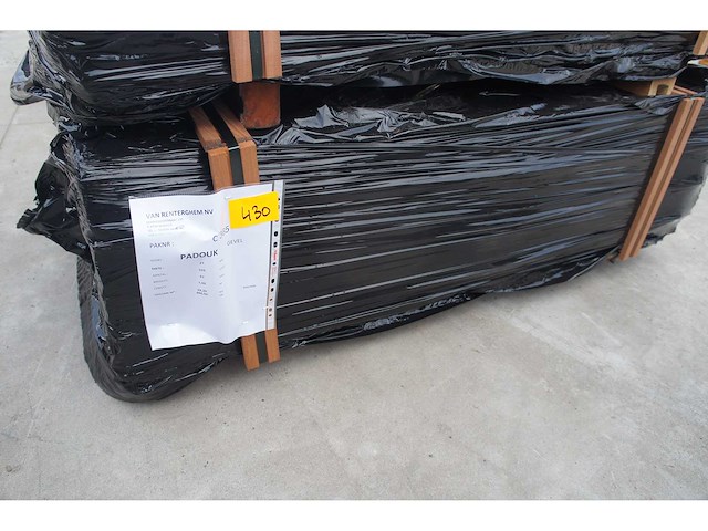 25,30 m² padouk gevelbekleding - afbeelding 5 van  5