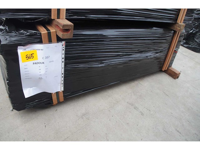 25,30 m² padouk gevelbekleding - afbeelding 5 van  5