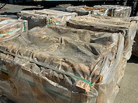 25,6 m2 natuurstenen tegels - afbeelding 2 van  2