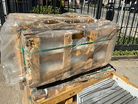 25,6 m2 natuurstenen tegels - afbeelding 3 van  3