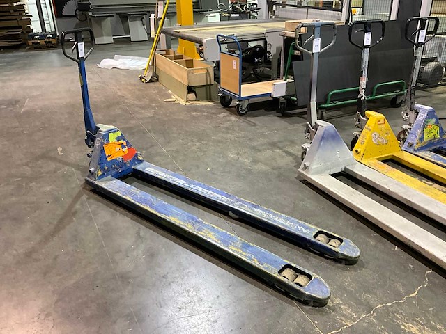 2,5t hand hydraulische palletwagen - afbeelding 1 van  3