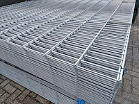 25x dubbelstaaf hekwerk 8/6/8 243cm hoog, gegalv - afbeelding 6 van  8