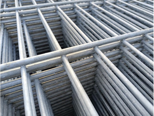 25x dubbelstaaf hekwerk 8/6/8 243cm hoog, gegalv - afbeelding 8 van  8