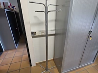 (25x) kantoormeubilair - afbeelding 8 van  22