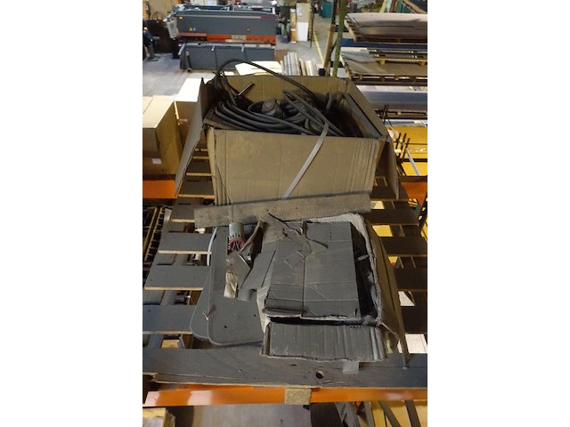 25x pallet diversen - afbeelding 5 van  18