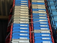 25x plastic bakken met deksel - afbeelding 1 van  8