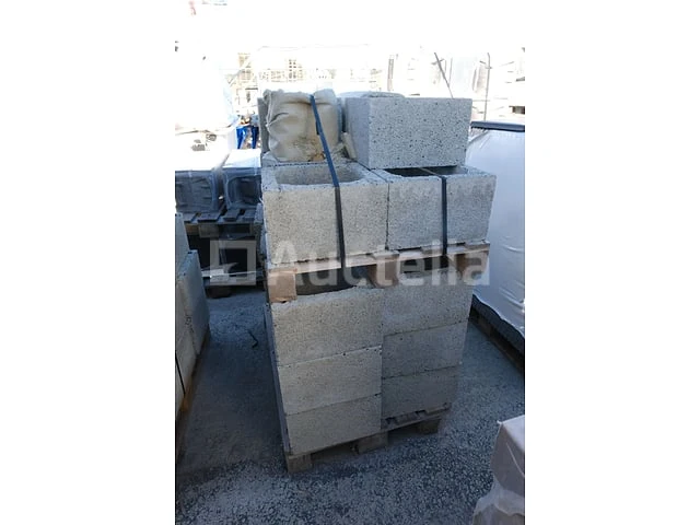 26 enkele betonnen bushels - afbeelding 1 van  5
