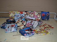 ±26 kleine portemonees - afbeelding 1 van  4