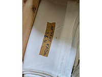 26 nappen en 65x servet wit en beige varia afmeting - afbeelding 2 van  3