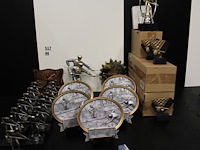 26 x biljarttrofee + 30 in doosje - afbeelding 1 van  2