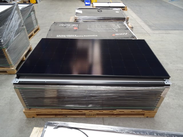 26 x zonnepaneel sunpower max6 415 ac fb (10.790 wp) - afbeelding 1 van  5