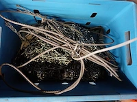 26x stapelbare kunststof bak + inhoud - afbeelding 5 van  22