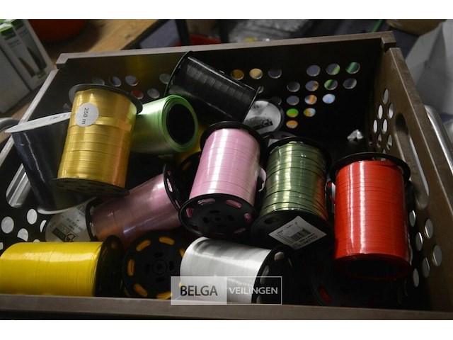 ±27 div kleuren inpaklint - afbeelding 1 van  4