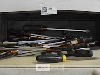 ±27 div schroevendraaiers - afbeelding 1 van  4