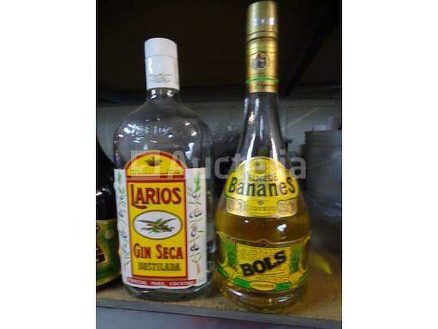 27 flessen (wijnen, sterke dranken: volle of geopende flessen - zie detail) - afbeelding 6 van  14