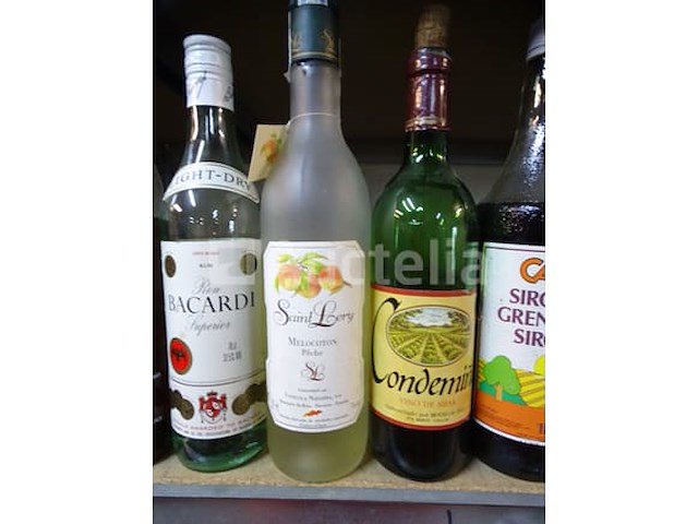 27 flessen (wijnen, sterke dranken: volle of geopende flessen - zie detail) - afbeelding 13 van  14