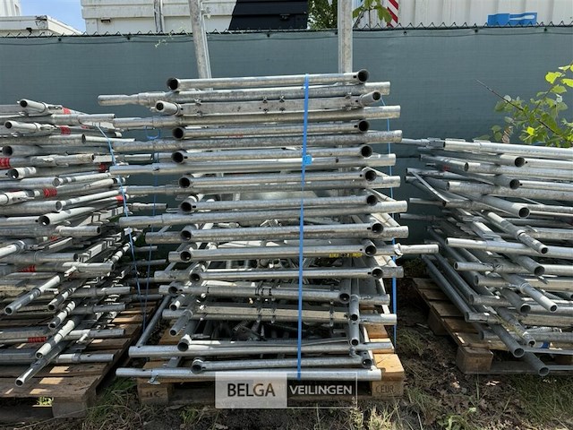 ± 27 steigers galva - afbeelding 1 van  3
