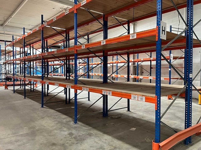 27,9m palletstelling - afbeelding 1 van  16