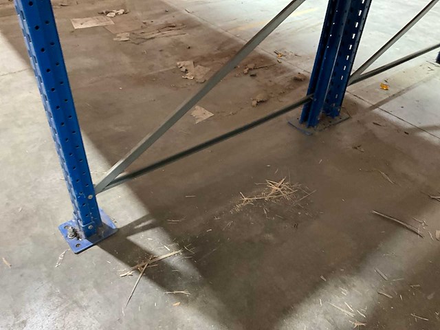 27,9m palletstelling - afbeelding 15 van  16