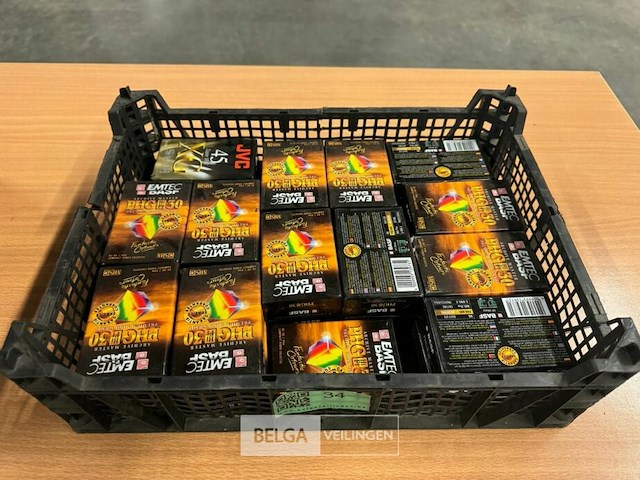 27x compact cassettes basf jvc - afbeelding 1 van  6