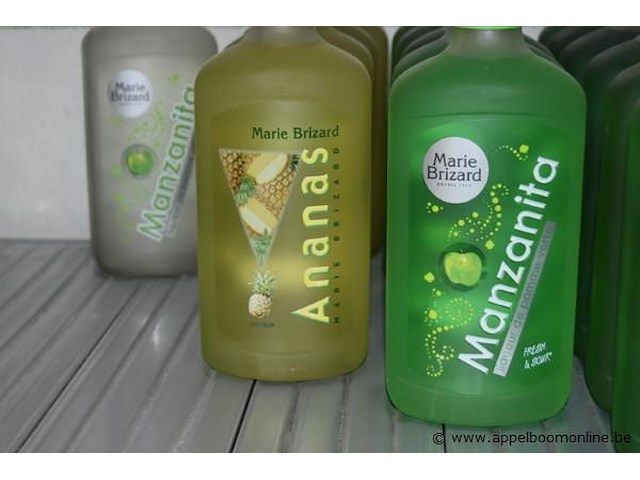 27x fles likeur, marie brizard, diverse smaken, 1l - afbeelding 2 van  3