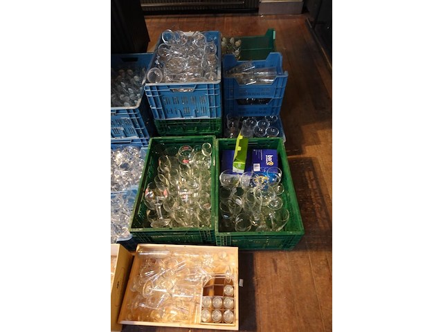 27x grijpbak inhoud glazen - afbeelding 12 van  18