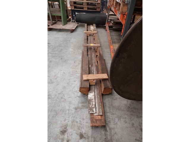 27x pallet oudijzer - afbeelding 7 van  70