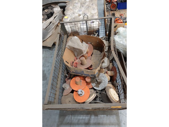 27x pallet oudijzer - afbeelding 9 van  70
