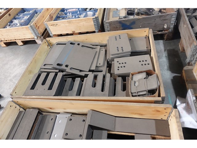 27x pallet oudijzer - afbeelding 61 van  70