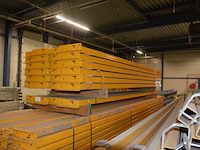 28 backstops dwarsbalken afm. 2,70m jungheinrich