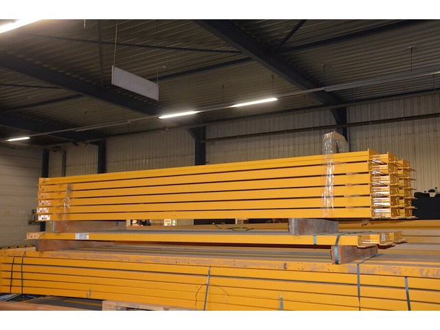 28 backstops dwarsbalken afm. 2,70m jungheinrich - afbeelding 4 van  7