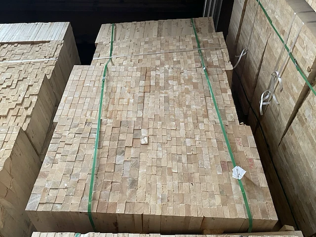 28 blokken verlijmde balsa hout - afbeelding 1 van  7
