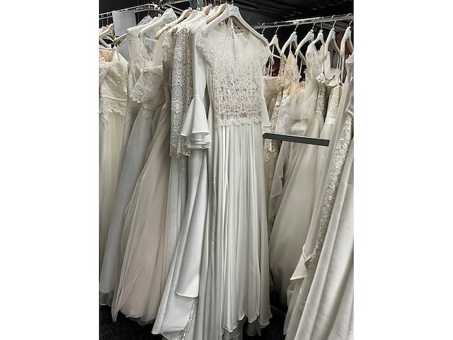 28 bruisjurken novia d’art (totaalprijs) - afbeelding 14 van  66