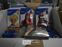 ±28 div carnavalspruiken - afbeelding 1 van  4