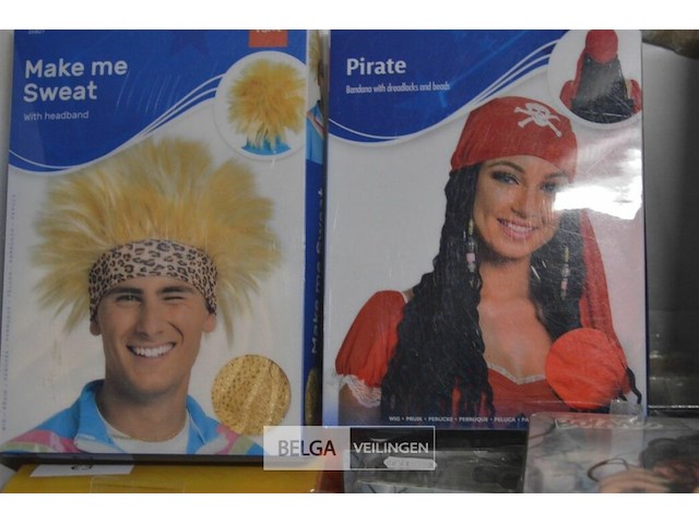 ±28 div carnavalspruiken - afbeelding 2 van  4