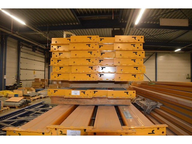 28 dwarsbalken afm. 2,70m jungheinrich - afbeelding 2 van  7