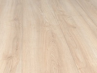 28 m2 laminaat plank watervast - 1383 x 244 x 8,5 mm - afbeelding 1 van  4