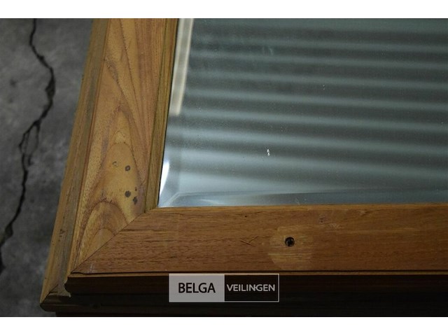 ±28 spiegels in houten kader - afbeelding 2 van  3