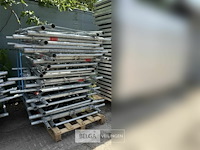 ± 28 steigers galva - afbeelding 2 van  3