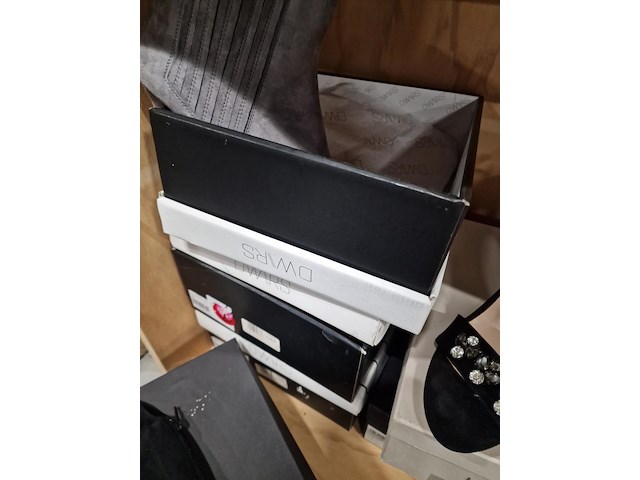 28-tal paar damesschoenen - afbeelding 5 van  8