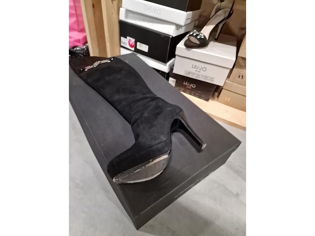 28-tal paar damesschoenen - afbeelding 8 van  8