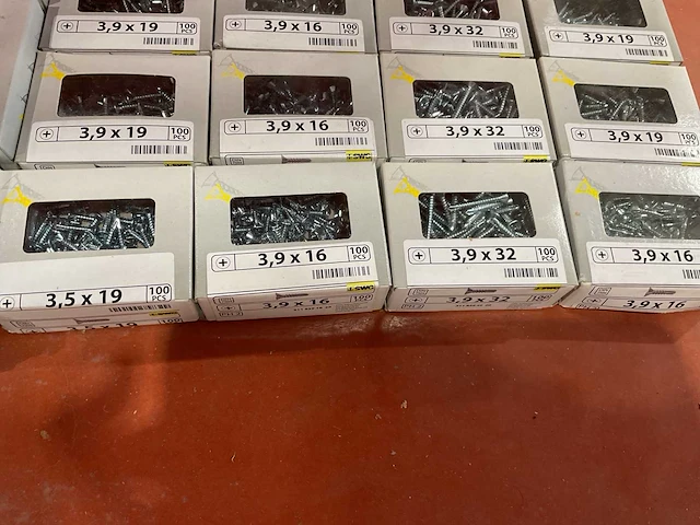 28 x dozen schroeven met afdekplaatje; zelfborende schroeven - afbeelding 5 van  7