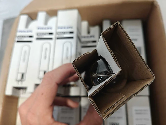 28x philips master sdw-t 100w/825 pg12-1 gasontladingslampen (warm goud - nieuw) - afbeelding 5 van  7