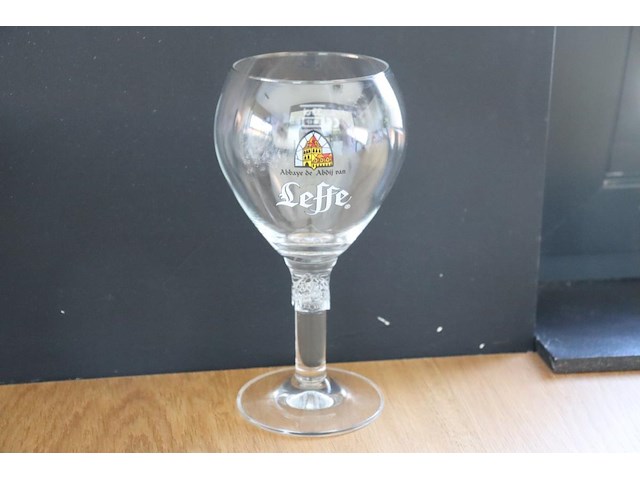 29 bierglazen leffe - afbeelding 6 van  6