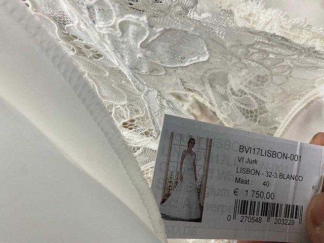 29 bruidsjurken villais (totaalprijs) - afbeelding 27 van  62