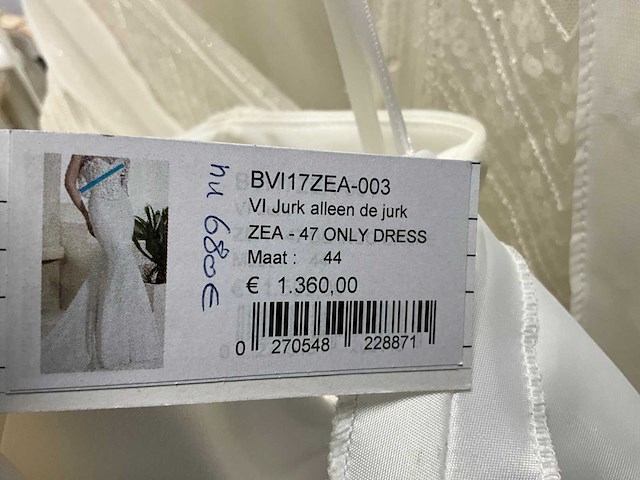 29 bruidsjurken villais (totaalprijs) - afbeelding 49 van  62