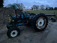 2953 fordson major oldtimer tractor - afbeelding 1 van  15