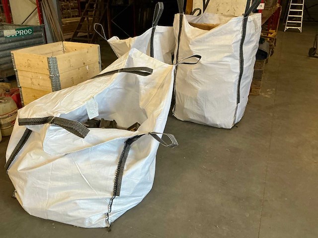 2m3 brandhout - afbeelding 1 van  4